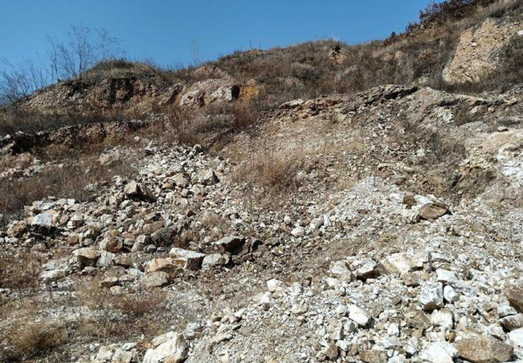 光伏硅料是什么礦石,光伏硅料與石英石的區(qū)別