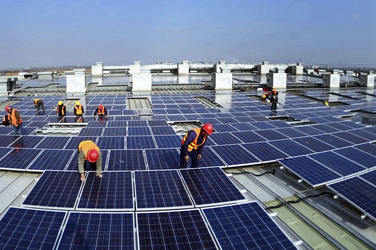 光伏陣列管樁怎么接地,100平方陣列式光伏可安裝多少千瓦