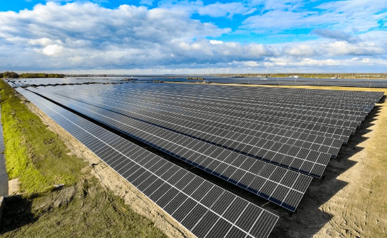 透明PET封裝光伏組件是什么？