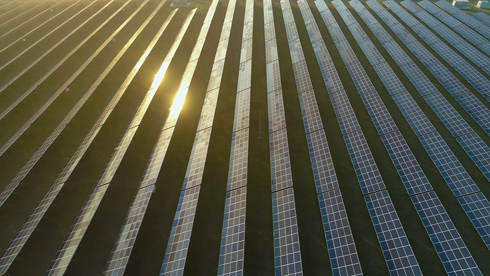 哪種基礎(chǔ)設(shè)施更適合地面集中式光伏電站 哪種基礎(chǔ)設(shè)施更適合地面集中式光伏電站